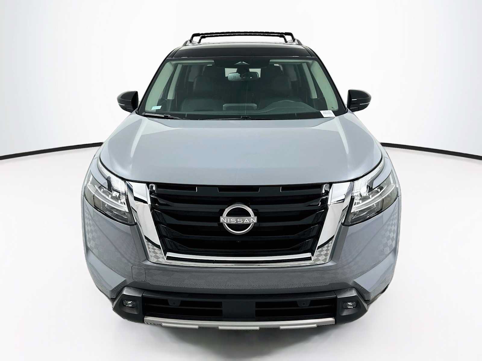 Used 2022 Nissan Pathfinder SL AWD/4WD image 6