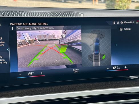 Used 2024 BMW 330i Sedan w/ Convenience Package image 20