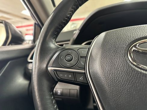 Used 2024 Toyota Camry XLE image 16