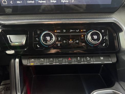 Used 2024 GMC Sierra 1500 Denali w/ Denali Reserve Package image 21