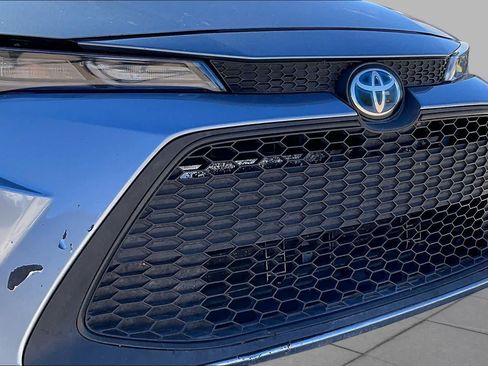 Used 2021 Toyota Corolla LE FWD image 27