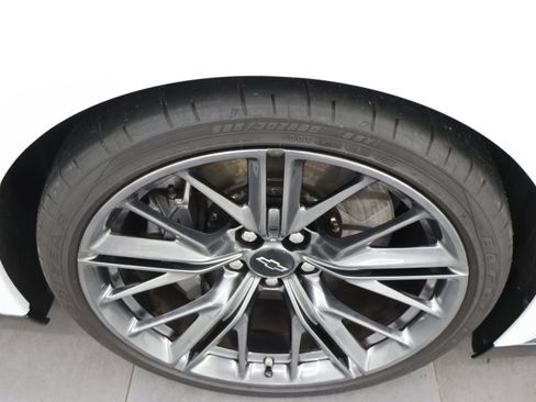 Used 2023 Chevrolet Camaro ZL1 RWD image 3