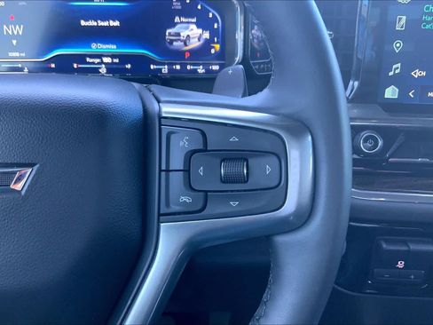 Used 2024 Chevrolet Silverado 1500 LT Trail Boss w/ Convenience Package II image 24