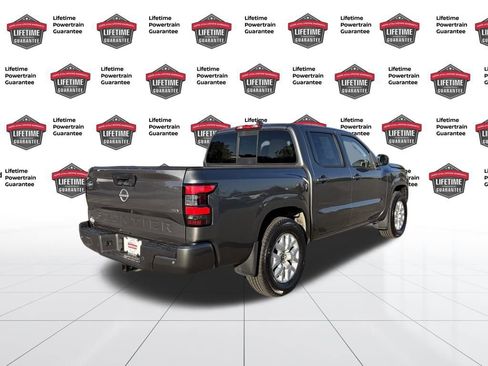 Certified 2022 Nissan Frontier SV image 6