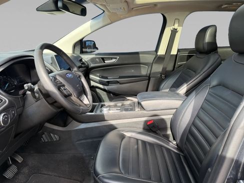 Used 2022 Ford Edge SEL image 9
