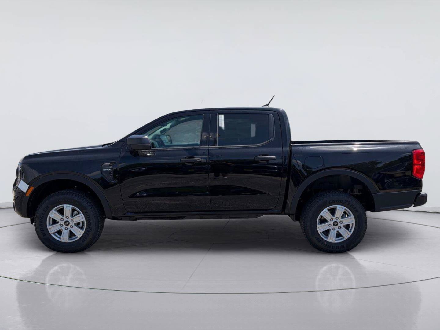 New 2026 Ford Ranger XL RWD image 2