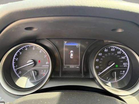 Used 2021 Toyota Camry SE FWD image 14