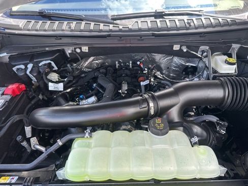 New 2025 Ford Expedition Active image 39