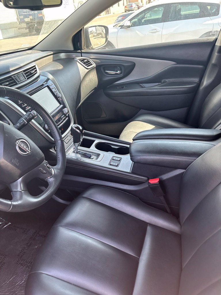 Used 2023 Nissan Murano SV FWD image 7