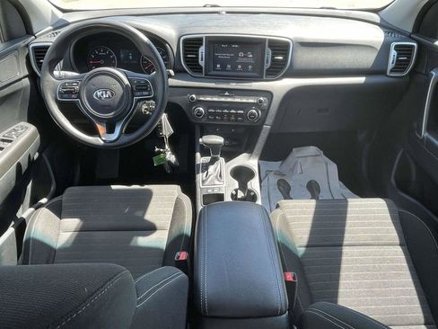 Used 2019 Kia Sportage LX w/ LX Popular Package FWD image 11