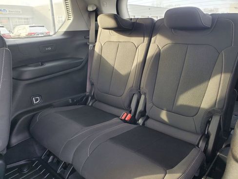 Used 2023 Jeep Grand Cherokee L Laredo w/ Luxury Tech Group I image 67