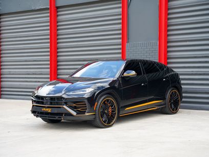 Used 2025 Lamborghini Urus Performante