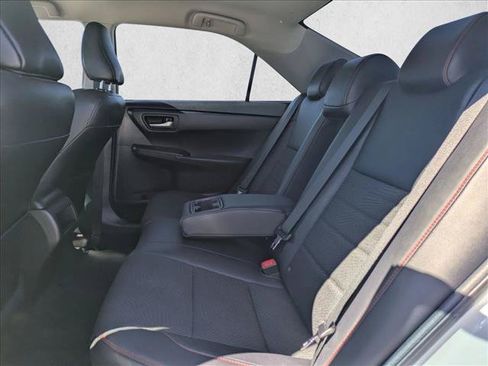 Used 2017 Toyota Camry SE FWD image 17