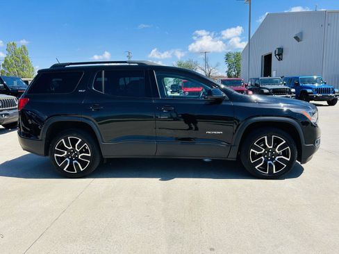 Used 2019 GMC Acadia SLT w/ Black Edition image 45