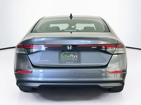 Used 2025 Honda Accord SE image 7