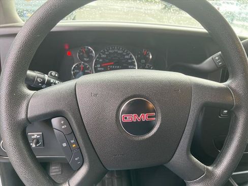 Used 2021 GMC Savana 2500 w/ Driver Convenience Package RWD image 11