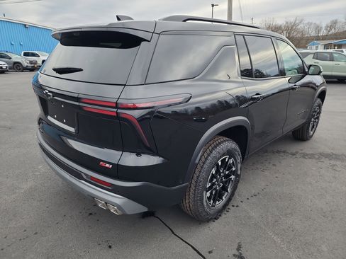 New 2026 Chevrolet Traverse Z71 w/ Enhanced Driving Package image 8