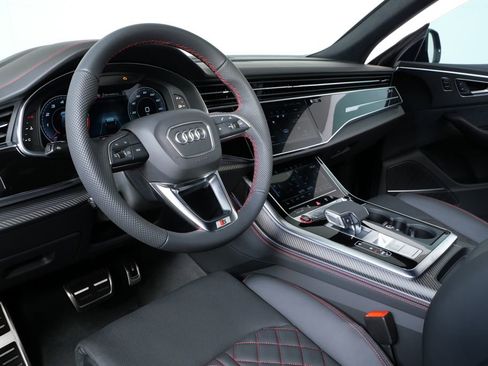 New 2026 Audi SQ8 Prestige image 4