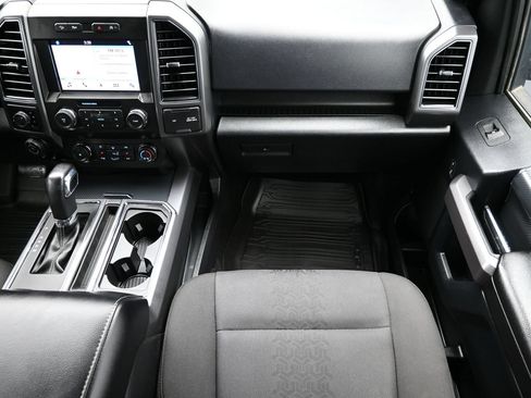 Used 2019 Ford F150 XLT w/ Equipment Group 302A Luxury AWD/4WD image 39