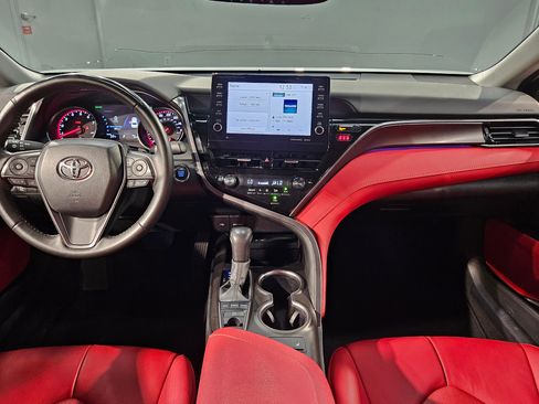 Used 2024 Toyota Camry XSE image 10