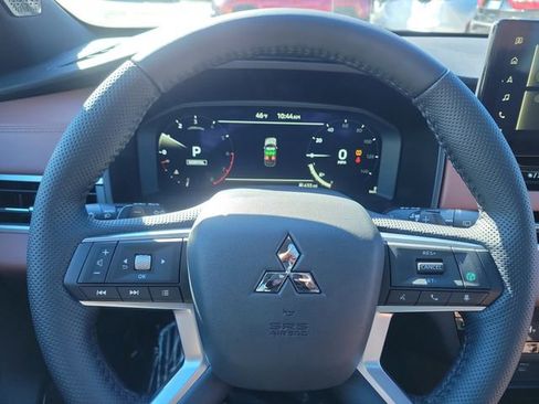 New 2026 Mitsubishi Outlander SEL image 24