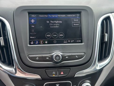 Used 2024 Chevrolet Equinox LT image 12