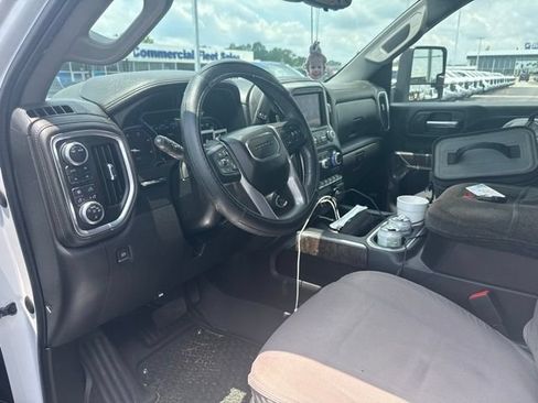 Used 2022 GMC Sierra 2500 Denali w/ Denali Ultimate Package AWD/4WD image 28