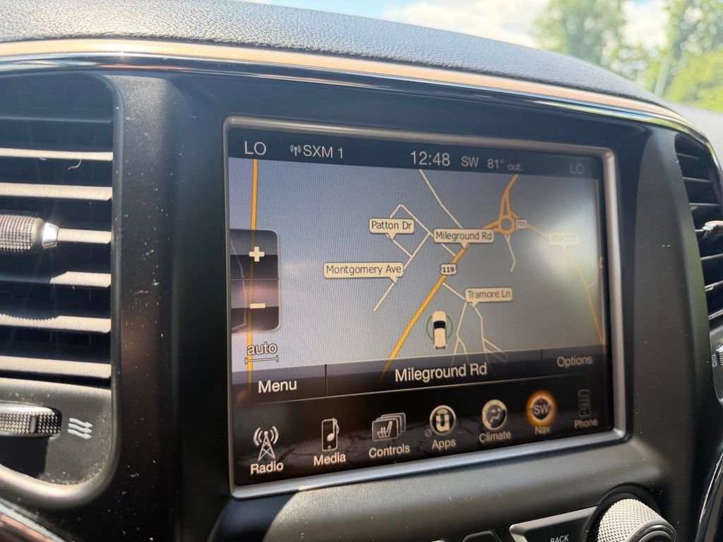 Certified 2017 Jeep Grand Cherokee Limited AWD/4WD image 20