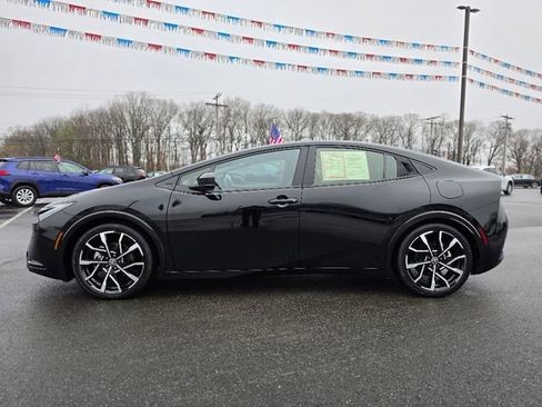 Used 2024 Toyota Prius Prime Premium image 4