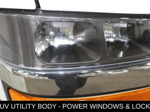 Used 2014 Chevrolet Express 3500 RWD image 7