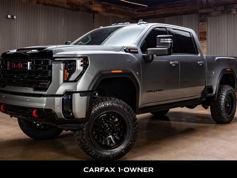 Used 2024 GMC Sierra 2500 AT4 w/ Technology Package image 5