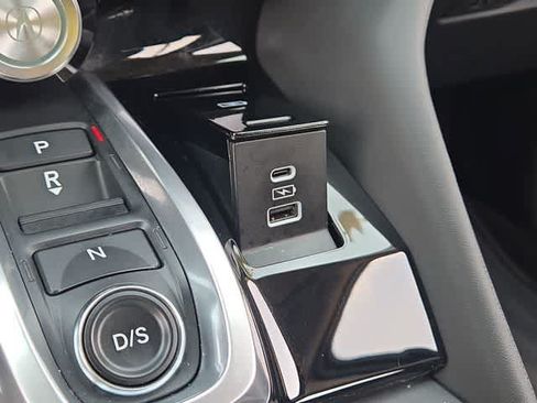 Certified 2025 Acura MDX FWD w/ Technology Package image 29