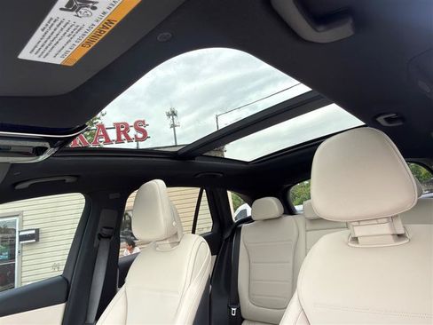 Used 2026 Mercedes-Benz GLC 300 4MATIC image 17
