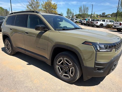 New 2026 Jeep Cherokee Laredo AWD/4WD image 5