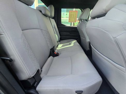 Used 2025 Toyota Tacoma SR5 AWD/4WD image 20