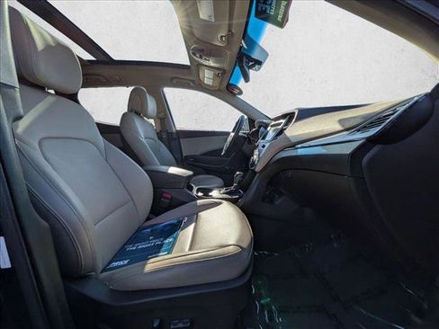 Used 2017 Hyundai Santa Fe Sport w/ 2.4L Tech Package 04 image 21