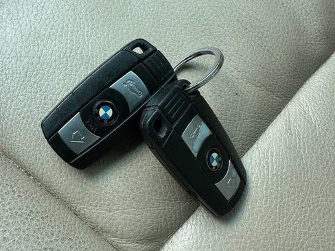 Used 2009 BMW 528i Sedan RWD image 17