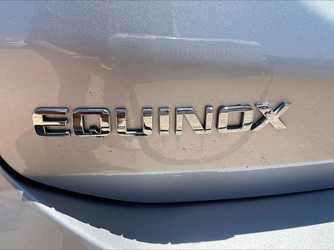 Used 2021 Chevrolet Equinox LS w/ LS Convenience Package FWD image 31