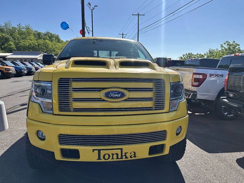 Used 2014 Ford F150 Lariat w/ Equipment Group 502A Luxury AWD/4WD image 6