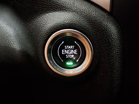 Used 2020 Chevrolet Silverado 1500 LT w/ Texas Edition image 16