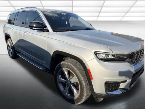 Used 2021 Jeep Grand Cherokee L Limited w/ Trailer Tow Group (B) AWD/4WD image 6