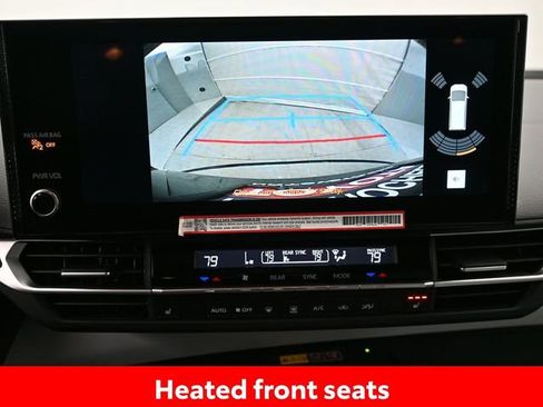 Certified 2025 Toyota Sienna XLE image 17