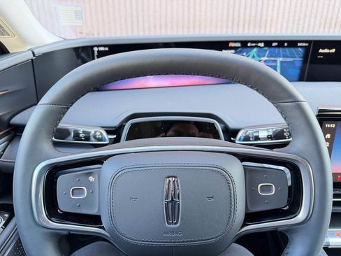 New 2026 Lincoln Nautilus Reserve image 43