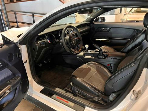 Used 2019 Ford Mustang Shelby GT350 w/ Technology Package image 15