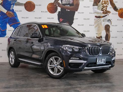 Used 2019 BMW X3 xDrive30i w/ Driving Assistance Package image 2