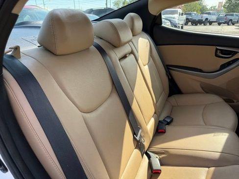 Used 2013 Hyundai Elantra Limited w/ Technology Pkg FWD image 11