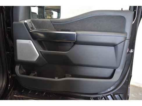 New 2025 Ford F350 Platinum w/ FX4 Off-Road Package image 34