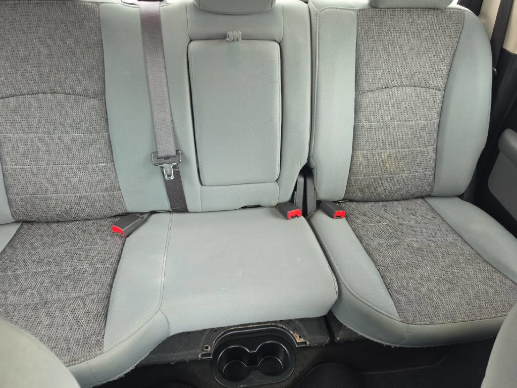Used 2017 RAM 1500 Classic SLT w/ SLT Plus D←cor Group AWD/4WD image 20