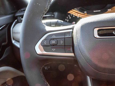 New 2026 Jeep Compass Limited image 21