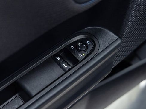 Certified 2025 MINI Cooper 2-Door Hardtop image 12